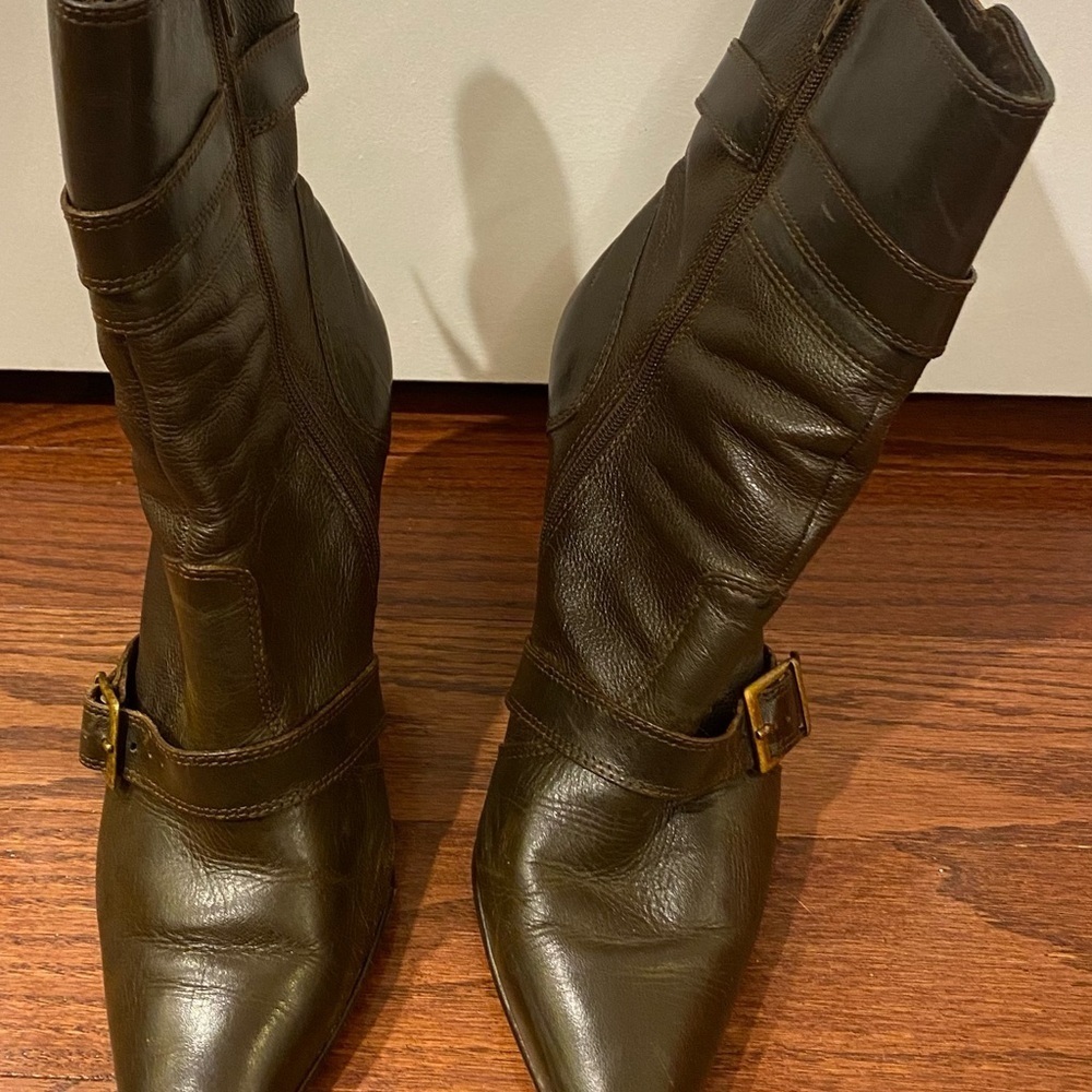 Matisse Heeled Boots Sz 7.5 Brown Leather Zip Closure Buckles Made In Brazil